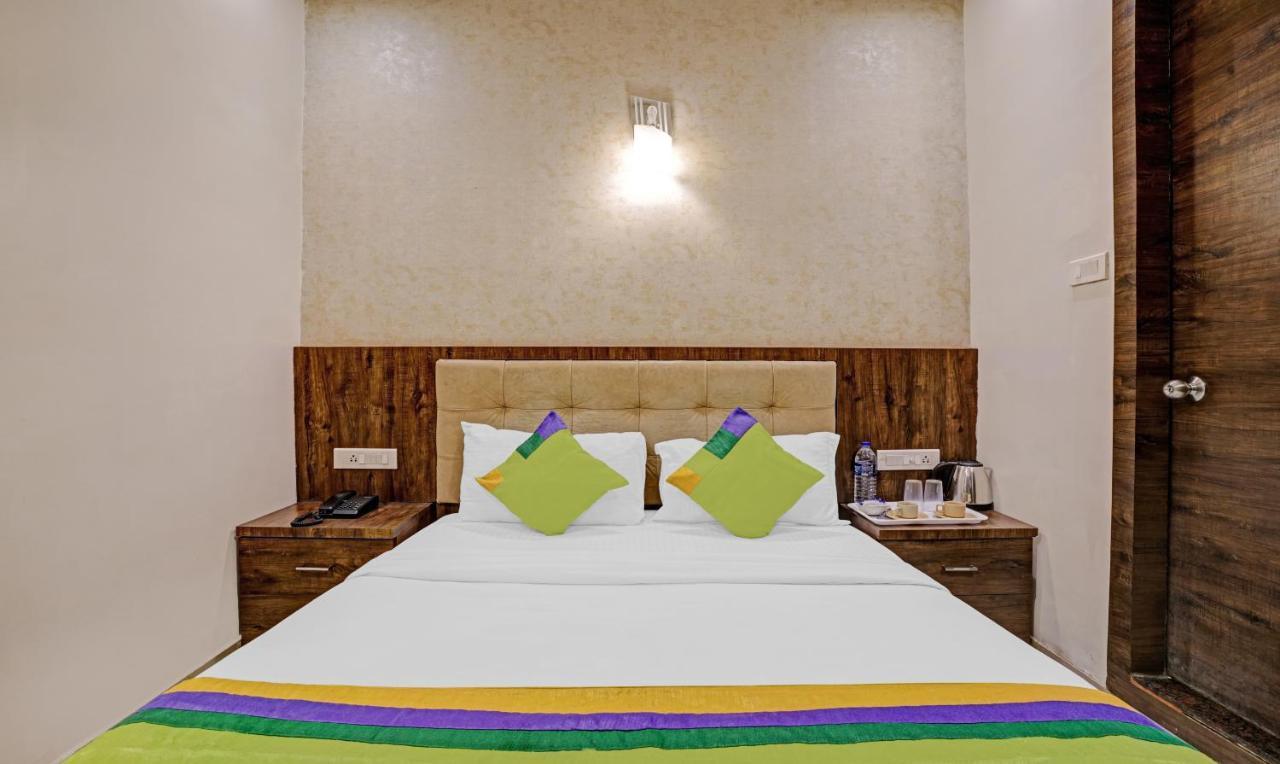 Hotel Bkc Mannat ムンバイ エクステリア 写真