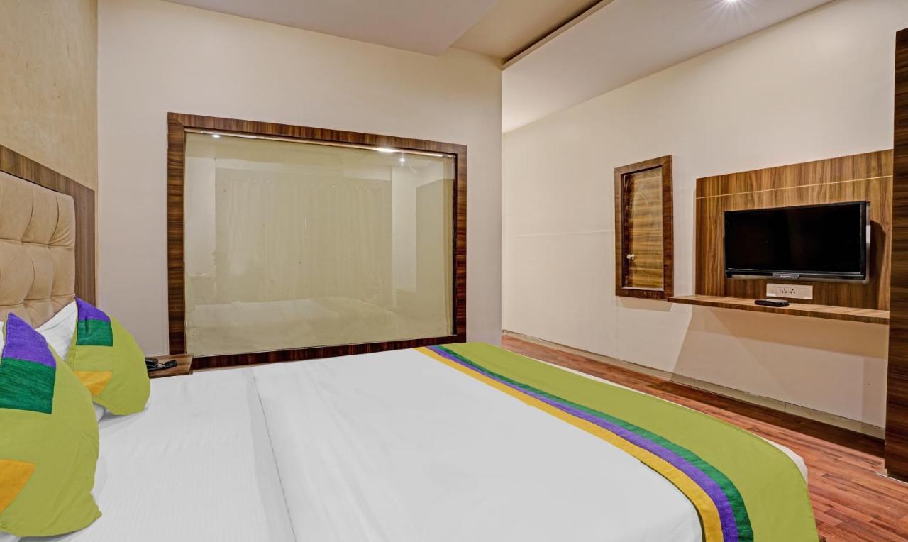 Hotel Bkc Mannat ムンバイ エクステリア 写真