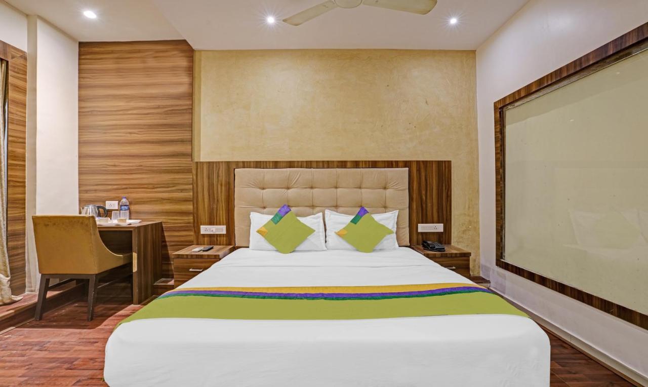 Hotel Bkc Mannat ムンバイ エクステリア 写真